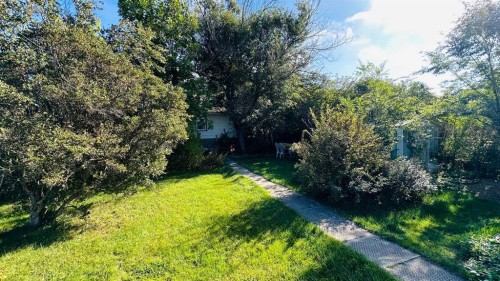 206 1 Avenue North, Morrin, AB 