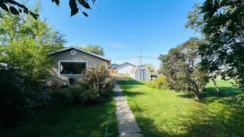 206 1 Avenue North, Morrin, AB 
