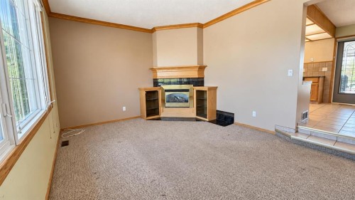 139 Shacker Crescent West, Hanna, AB 