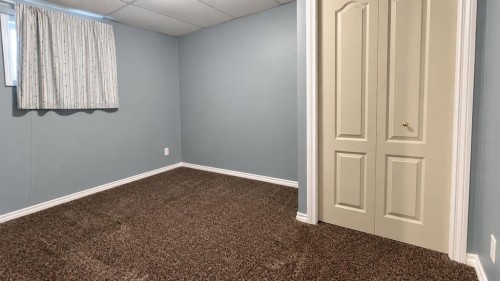 139 Shacker Crescent West, Hanna, AB 