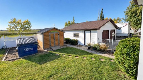 139 Shacker Crescent West, Hanna, AB 