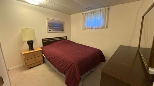 307 6 Avenue West, Hanna, AB 