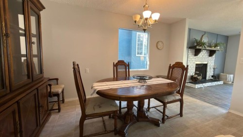 307 6 Avenue West, Hanna, AB 