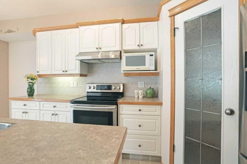75 Sunset Crescent Sw, Medicine Hat, AB 