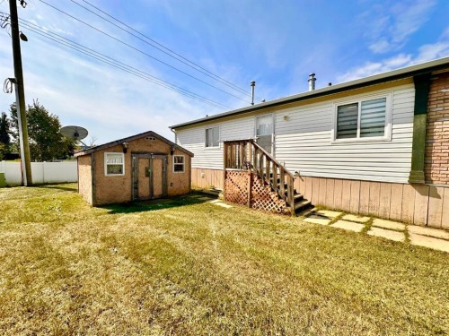 318-349 Railway Avenue, Duchess, AB 