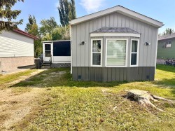 613 Iris Street  Rosemary, AB T0J 2W0