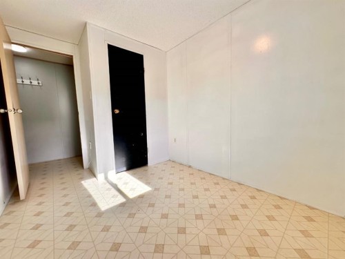 613 Iris Street, Rosemary, AB 