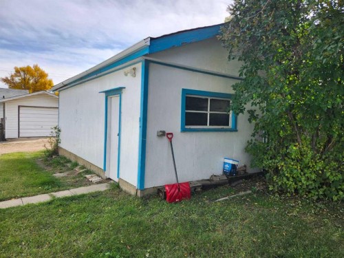590 2 Street Sw, Drumheller, AB 