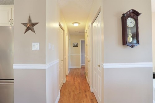 3 Ash Street West, Brooks, AB 