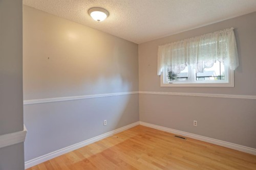 3 Ash Street West, Brooks, AB 