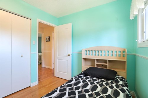 3 Ash Street West, Brooks, AB 