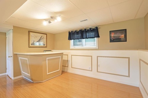 3 Ash Street West, Brooks, AB 