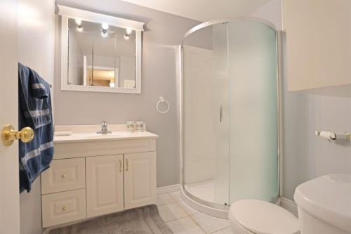 3 Ash Street West, Brooks, AB 