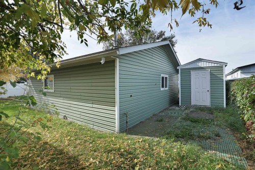 3 Ash Street West, Brooks, AB 