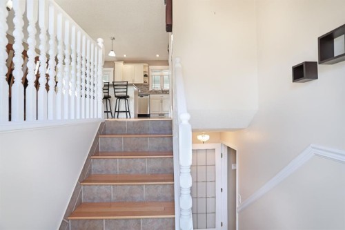 3 Ash Street West, Brooks, AB 