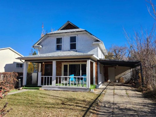 274 3 Street WEST Drumheller, AB T0J 0Y4