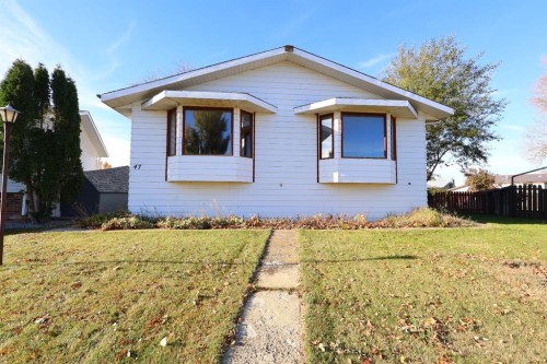 47 Dr. Anderson Park Street  Brooks, AB T1R 0K5