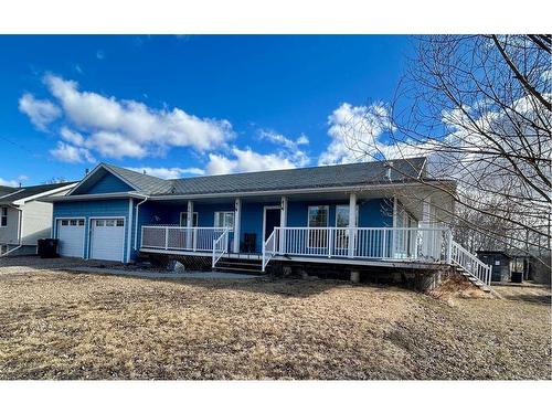 4619 51 Street, Mannville, AB - Outdoor With Deck Patio Veranda With Facade