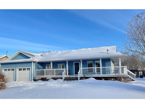 4619 51 Street, Mannville, AB - Outdoor With Deck Patio Veranda With Facade