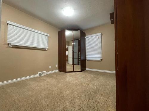 118 1 Street, Paradise Valley, AB - Indoor Photo Showing Other Room