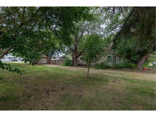 118 1 Street, Paradise Valley, AB - Outdoor