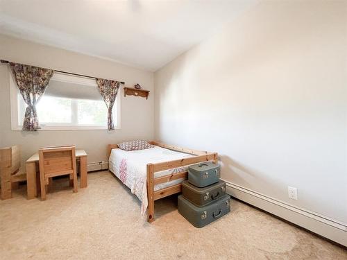 5407 48 Street, Provost, AB - Indoor Photo Showing Bedroom