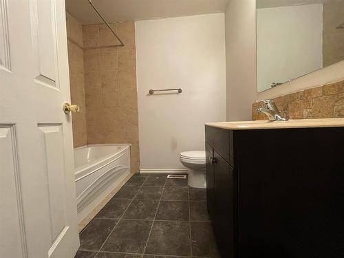 --5675 43 Street, Lloydminster, AB - Indoor Photo Showing Bathroom