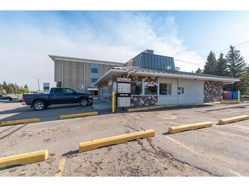 3314 50 Avenue, Lloydminster, AB 