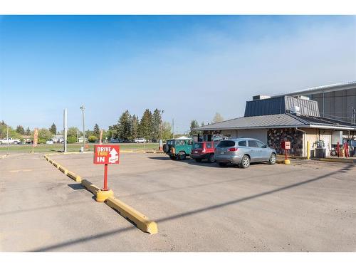 3314 50 Avenue, Lloydminster, AB 