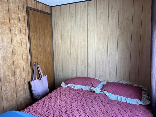 5503 51 Street, Edgerton, AB - Indoor Photo Showing Bedroom