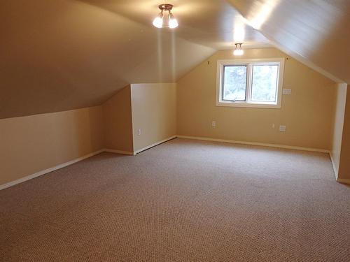 4905 51 Avenue, Kitscoty, AB - Indoor Photo Showing Other Room