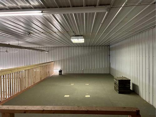 110 Railway Ave., Clandonald, AB - Indoor Photo Showing Garage