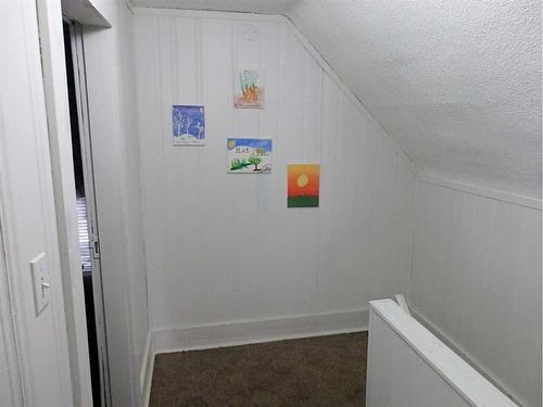 5310 46 Avenue, Vermilion, AB - Indoor Photo Showing Other Room