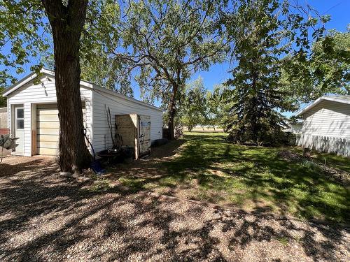 5236 52 Street, Provost, AB - Outdoor