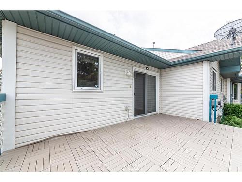 1-4201 56 Avenue, Lloydminster, AB - Outdoor With Exterior