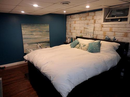 4802 53 Avenue, Vermilion, AB - Indoor Photo Showing Bedroom