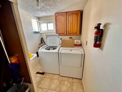 4908 47 Street, Hardisty, AB - Indoor Photo Showing Laundry Room
