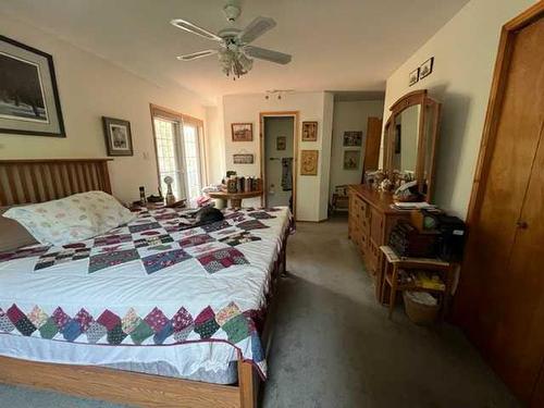 Se 13-55-2-W4Th, Rural Vermilion River, County Of, AB - Indoor Photo Showing Bedroom