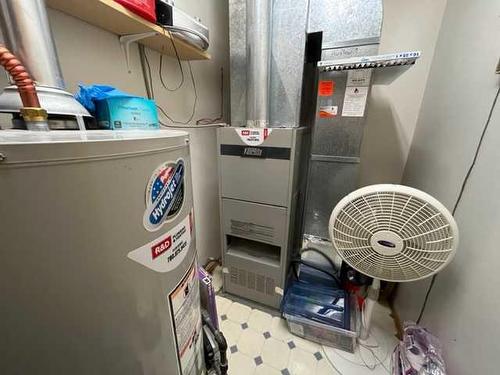 Se 13-55-2-W4Th, Rural Vermilion River, County Of, AB - Indoor Photo Showing Laundry Room