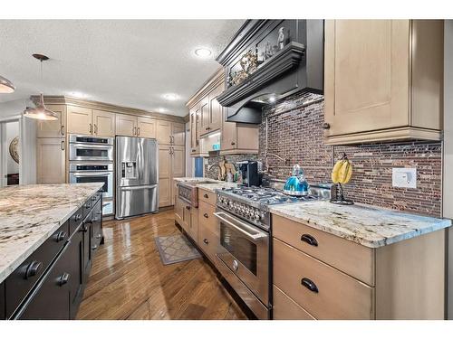 24 Clover View Crescent, Rural Vermilion River, County Of, AB - Indoor Photo Showing Kitchen With Upgraded Kitchen