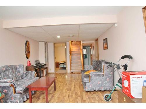 506 Loon Drive, Loon Lake, SK - Indoor Photo Showing Living Room