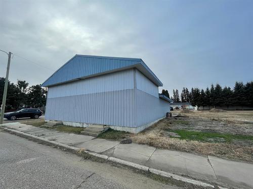 4904 51 Street, Innisfree, AB 