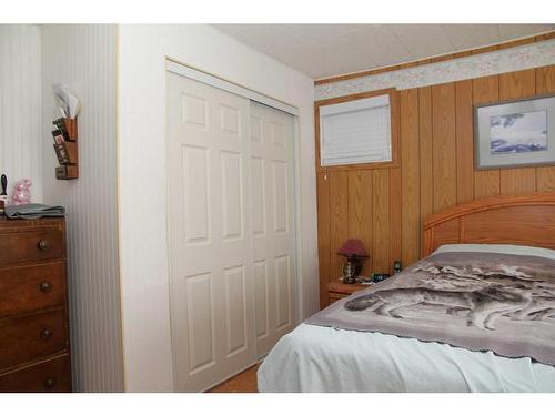 522 1 Street, Loon Lake, SK - Indoor Photo Showing Bedroom