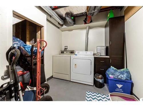 5203 46 Street, Lloydminster, AB - Indoor Photo Showing Laundry Room