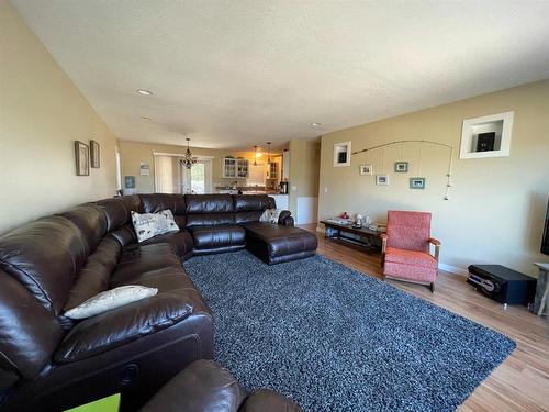 503 Makwa Drive, Loon Lake, SK - Indoor Photo Showing Living Room