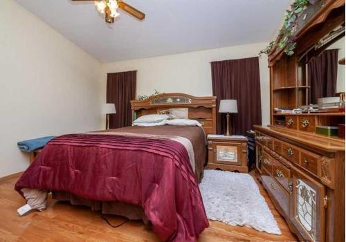 208 1St Street West, Marshall, SK - Indoor Photo Showing Bedroom