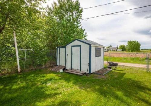 208 1St Street West, Marshall, SK - Outdoor