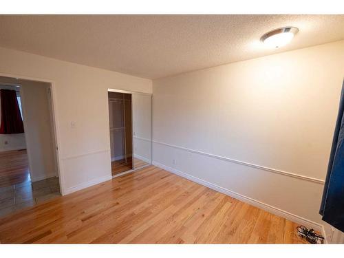 402 3Rd Street, Wainwright, AB - Indoor Photo Showing Other Room