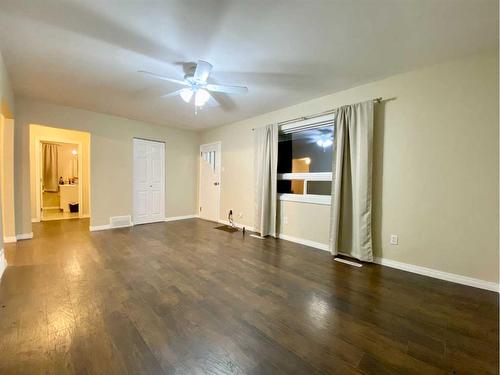 601 5Th Street South, Marwayne, AB - Indoor Photo Showing Other Room