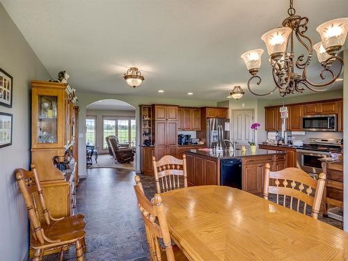 503002B Range Road 14, Rural Vermilion River, County Of, AB - Indoor Photo Showing Dining Room